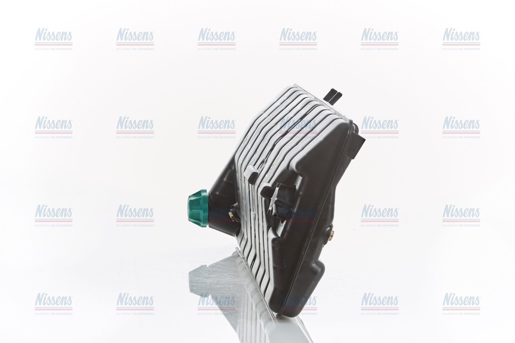 Бачок расширительный системы охлаждения NISSENS 996051