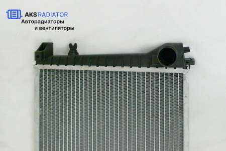 Радиаторы охлаждения двигателя AKS 202105R